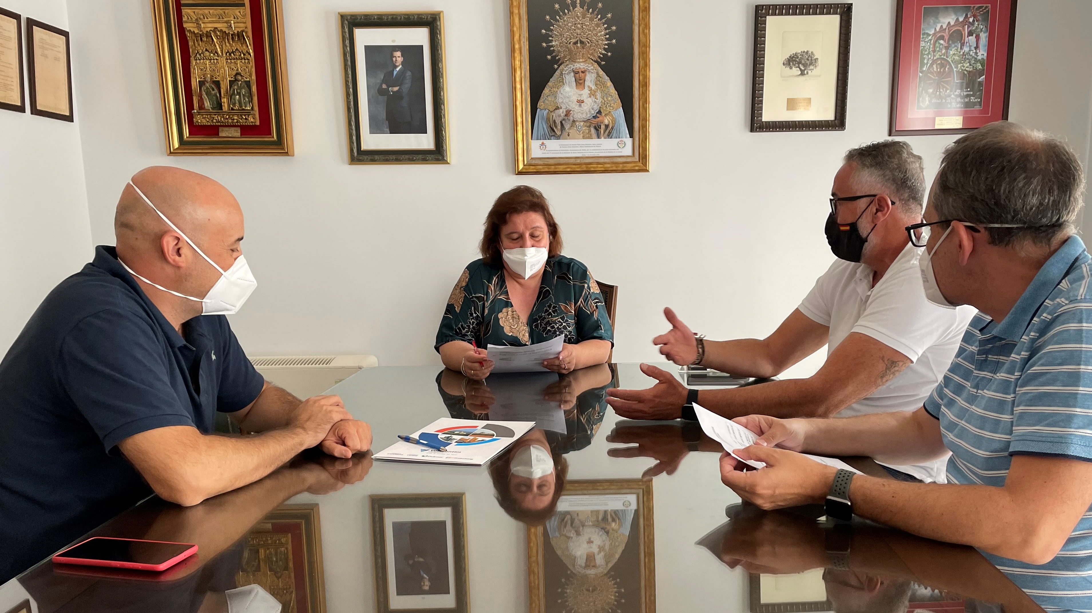 Cementos Cosmos colabora en la rehabilitación de varias instalaciones en Niebla