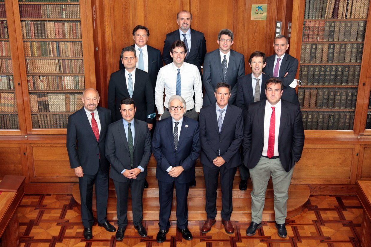 El presidente de Foment del Treball recibe a los miembros de la Junta Directiva de Oficemen