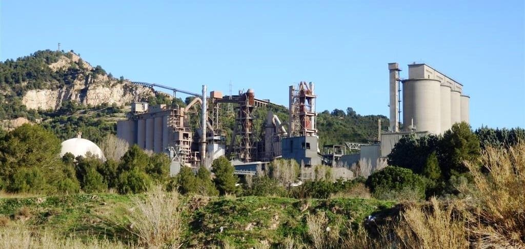 Cementos Molins Industrial firma un convenio con el Consorci del Parc Natural de la Serra de Collserola