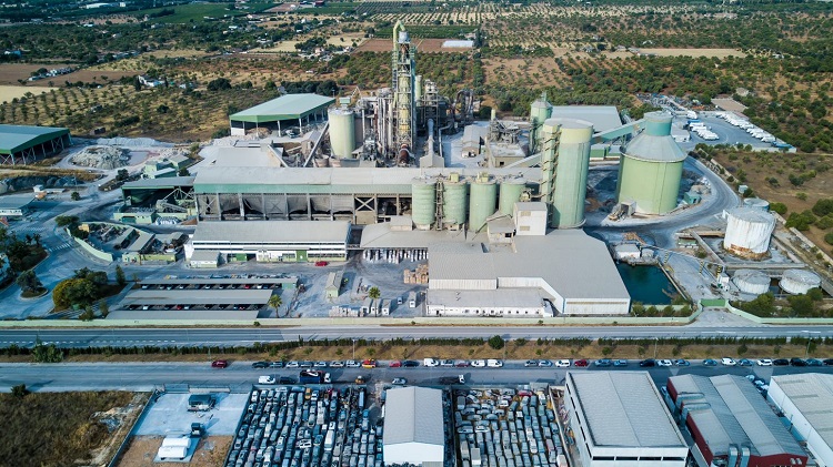 CEMEX cede el agua de sus terrenos a los vecinos de Lloseta