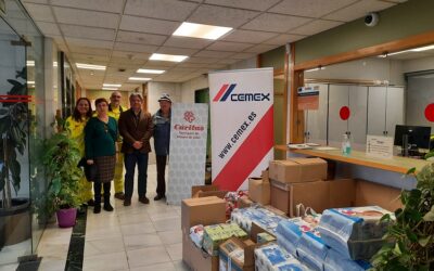 Cemex dona 420 kilos de alimentos a Cáritas Morata de Jalón
