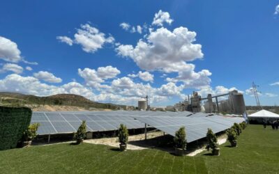 Çimsa pone en funcionamiento la planta de energía solar de Buñol con una inversión de 4,2 millones de euros