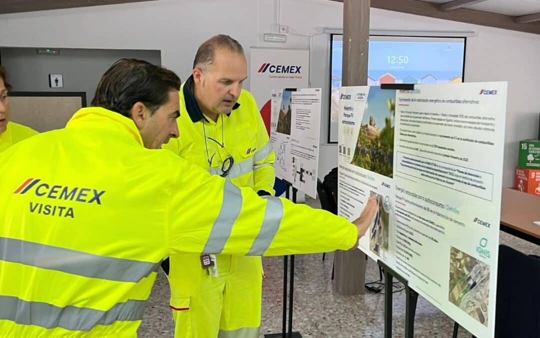 El director general de Energía y Minas de la Generalitat Valenciana visita la fábrica de Cemex en Alicante para conocer los avances en materia de descarbonización